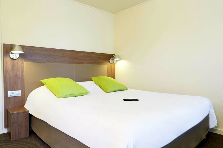 Hotel Campanile Fouquieres Les Bethune(.)