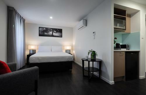 Motel Ascot Budget Inn & Apartments