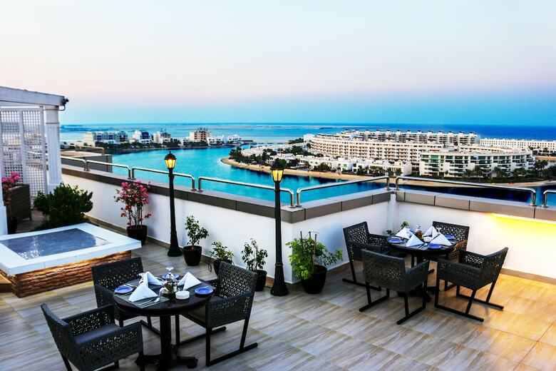 Aparthotel Ramada Hotel And Suites Amwaj Islands