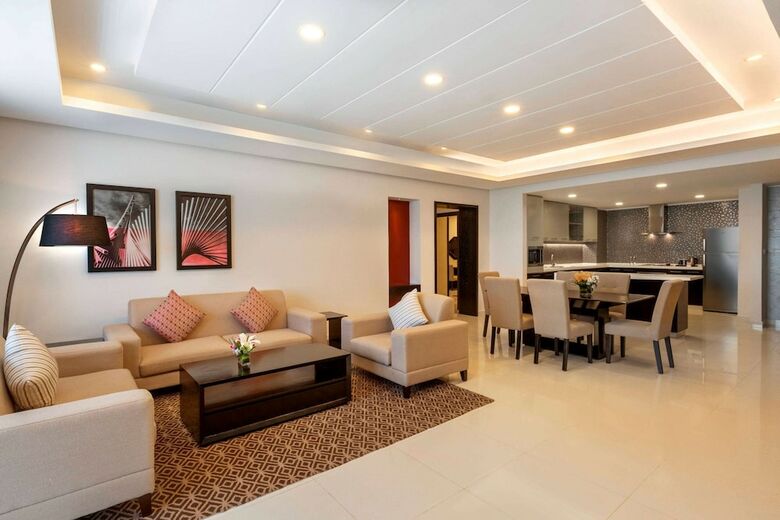 Aparthotel Ramada Hotel And Suites Amwaj Islands