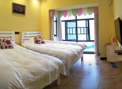 Hostal Hua Tian Guesthouse