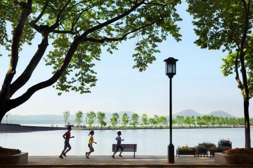 Hotel Midtown Shangri-la, Hangzhou