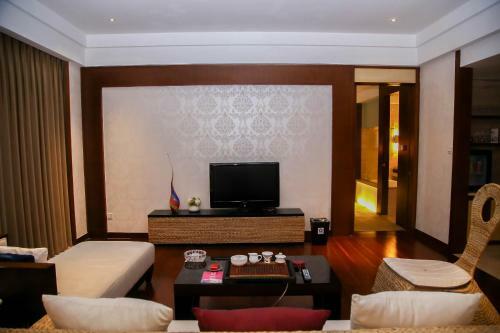 Hotel Golden Bay Resort