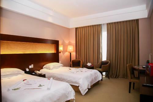 Hotel Golden Bay Resort