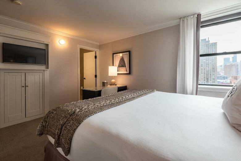 Hotel Indigo Chicago Gold Coast
