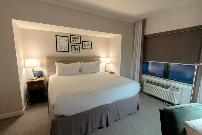 Hotel Indigo Chicago Gold Coast