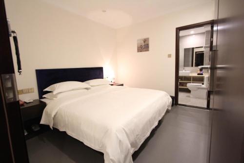 J.s Fashion Hotel