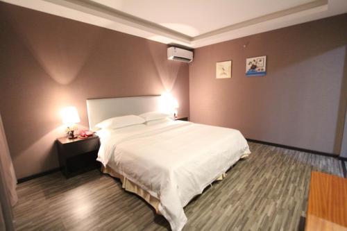 J.s Fashion Hotel