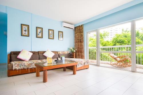 Sanya Zhi Ai Lily Seaview Apartment