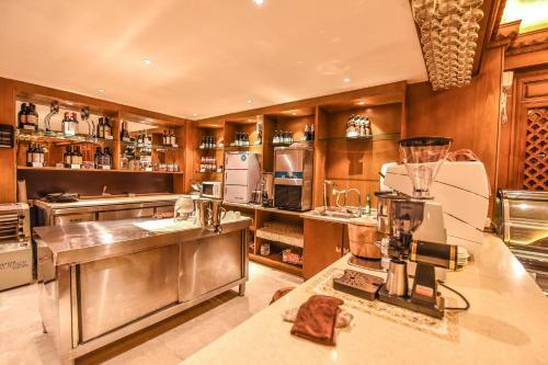 Albergue Nan Ka Ming Dian Hotel