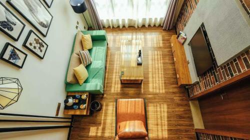 Viz Culture & Arts Apartment