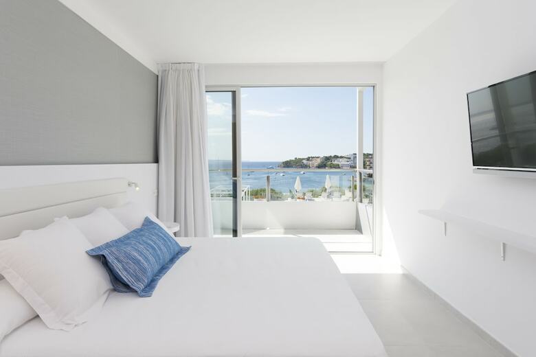 Reverence Mare Hotel Adults Only