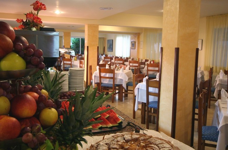 Hotel Tora