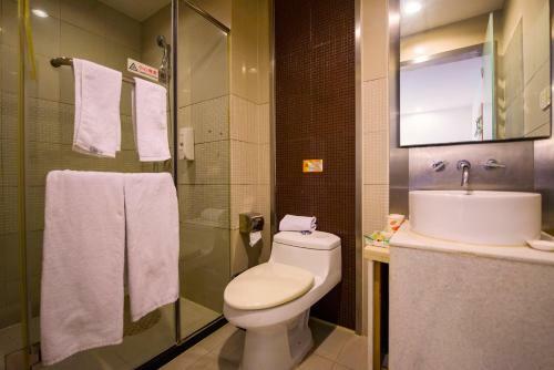 Hotel Motel Beijing Shilihe Metro Station