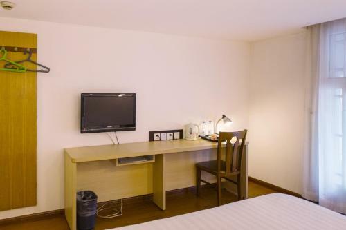 Hotel Motel Beijing Shilihe Metro Station