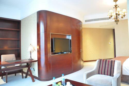 Qingdao Jinshan We+ Holiday Apartment ?wusi Square?