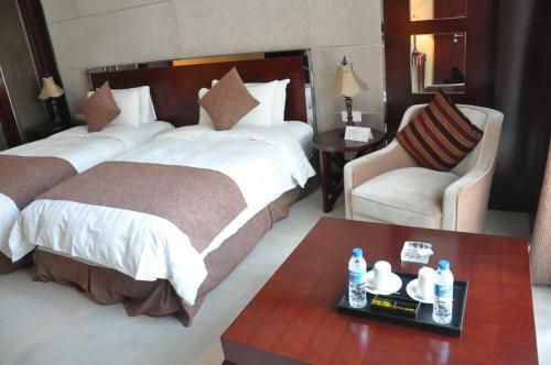 Qingdao Jinshan We+ Holiday Apartment ?wusi Square?