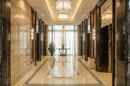 Fuzhou Jeurong Hotel