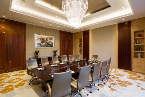 Fuzhou Jeurong Hotel