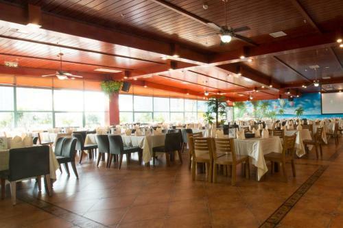 Huachen International Hotel