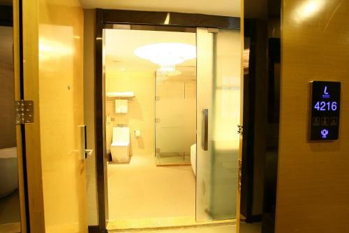 Lavande Hotel Guangzhou Changlong