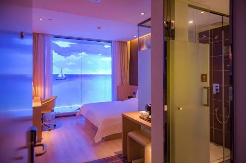 Iu Hotel Tianjin Binjiang Walking Street