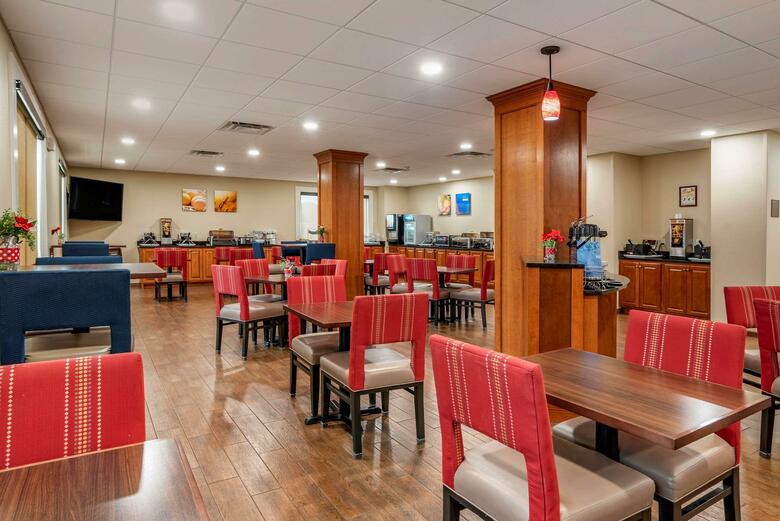 Hotel Comfort Suites At Eglin Air Force Base