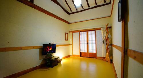 Hostal Beautiful Garden Hanok Guesthouse
