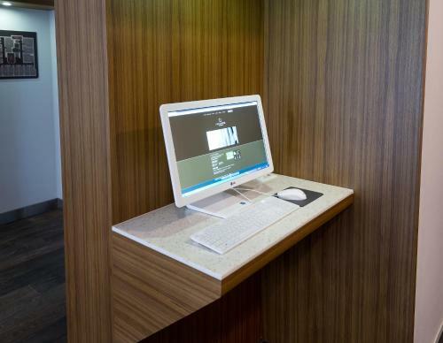 Metro Hotel Myeongdong