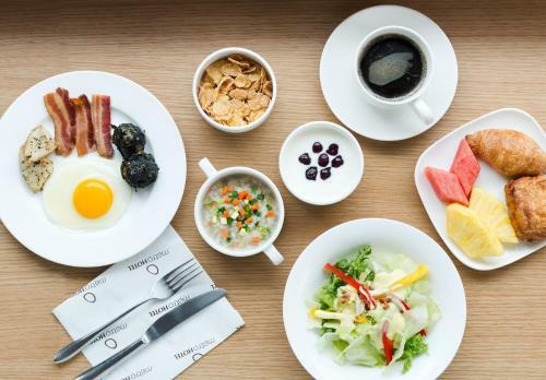 Metro Hotel Myeongdong