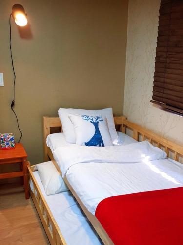 Hostal J Garden House