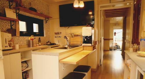 Hostal J Garden House