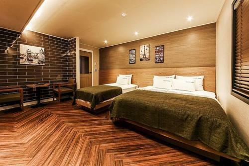 Venice Motel Yonghodong
