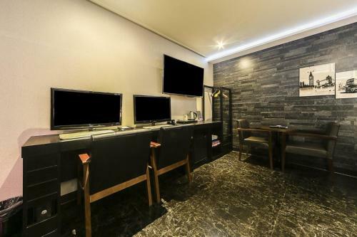 Venice Motel Yonghodong