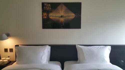 Golden Tulip M Hotel