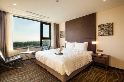 Hotel The Born Jeju