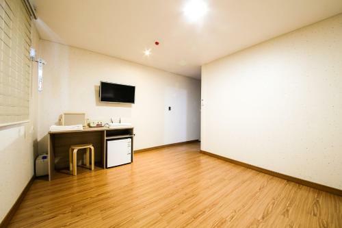 Hostal G House Mini Hotel & Guesthouse
