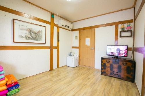 Hostal Ddlanche Hanok Stay Guesthouse