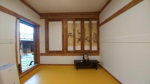 Hostal Sophia Hanok Guesthouse