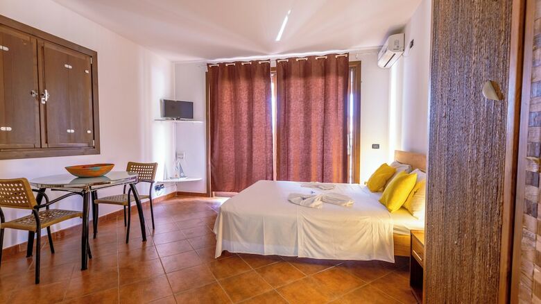 Hotel Porto Antigo Residence