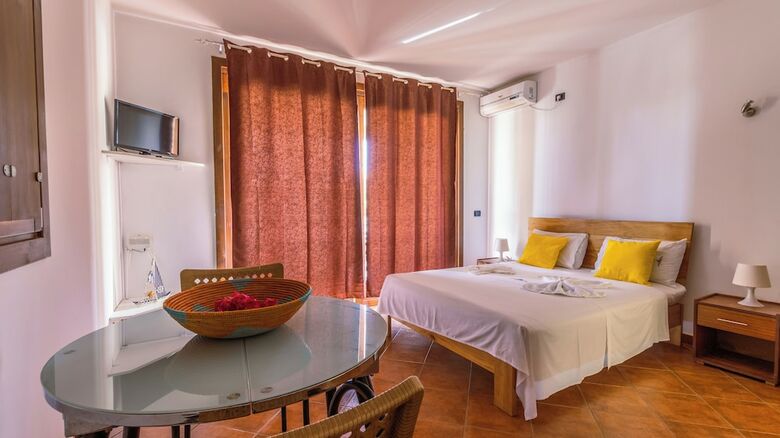Hotel Porto Antigo Residence