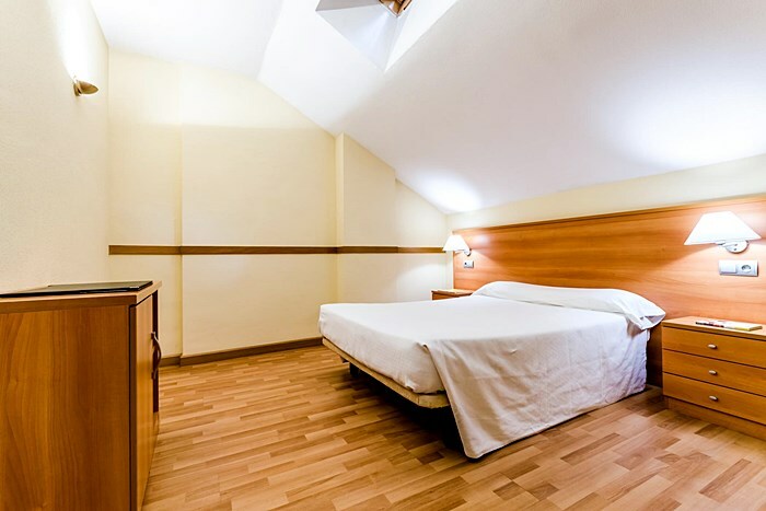 Hotel Apartamentos Jch Congreso