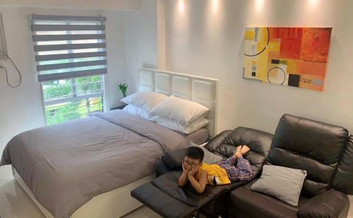 Apartamentos Avida Condo Near Naia