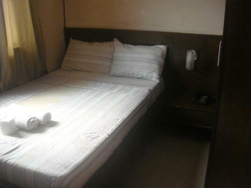 Hidden Pearl Hotel (janus Luxury Suites)