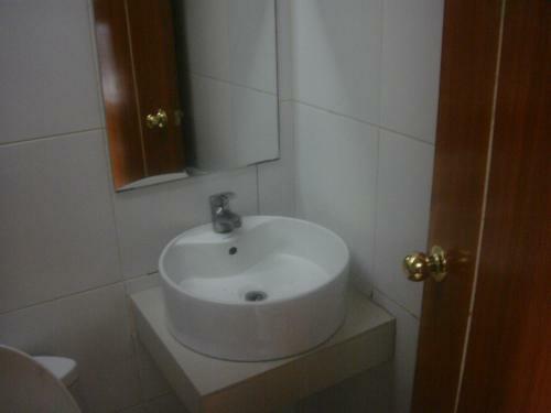 Hidden Pearl Hotel (janus Luxury Suites)
