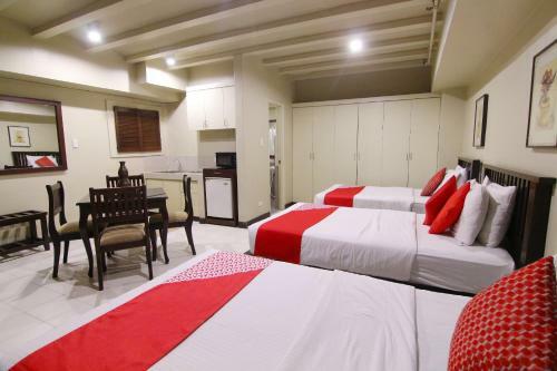 Artina Suites Hotel