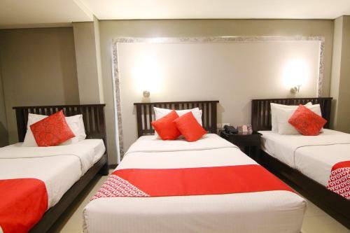 Artina Suites Hotel