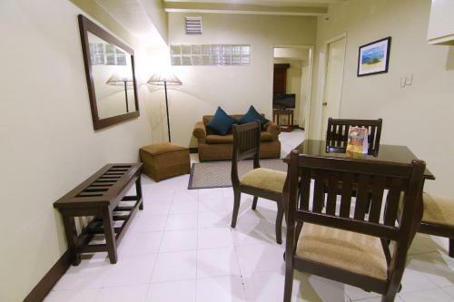Artina Suites Hotel