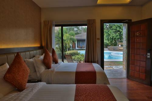 Hotel Coron Soleil Garden Resort