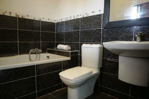 Accra Royal Castle Apartments & Suites
